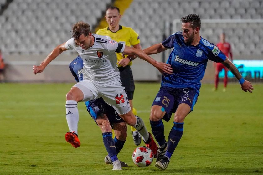 FCB-Captain Fabian Frei bleibt in der Limassol-Abwehr hängen – {source?html}